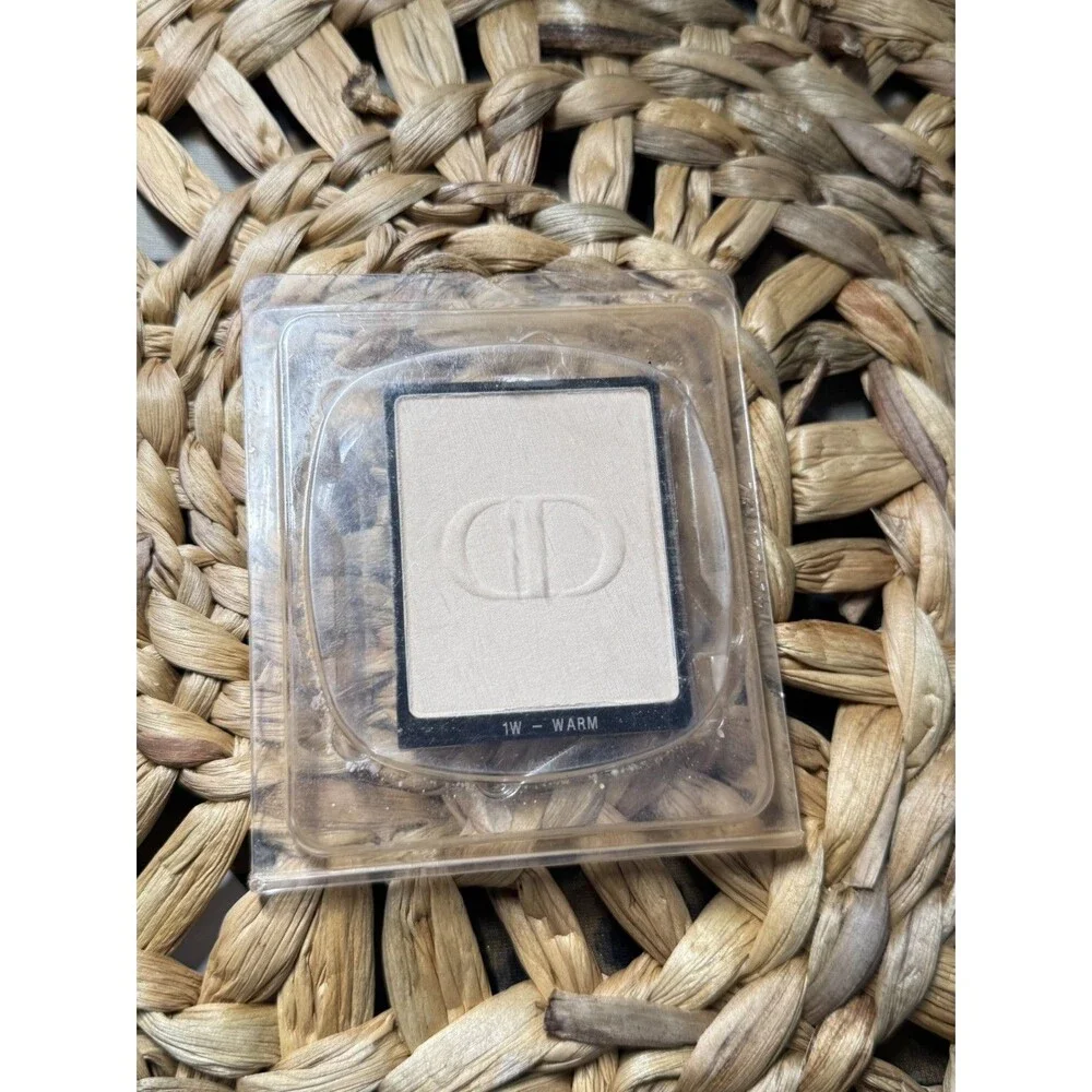 CHRISTIAN DIOR ~ DIOR POWDER FOUNDATION ~ # 1W warm ~ FULL SIZED / REFILL